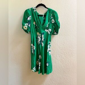 FREE PEOPLE FLORAL GREEN DRESS SIZE 6 ZIPPER BACK